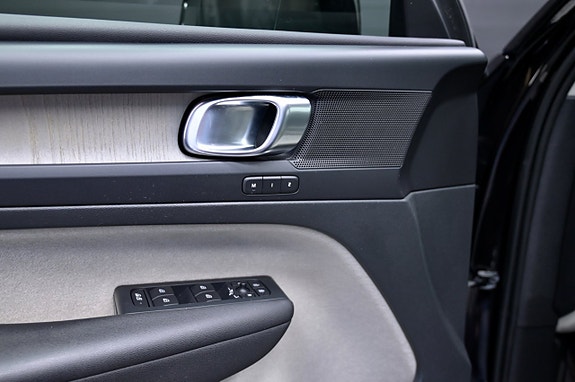 Volvo XC40 18 of 29