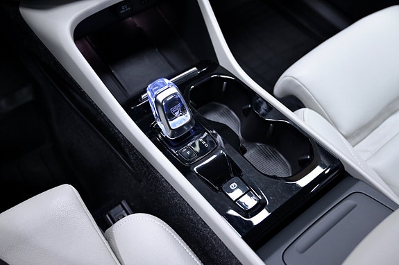 Volvo XC40 20 of 29