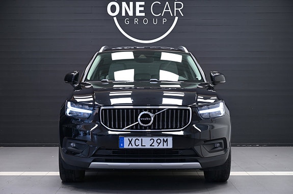Volvo XC40 3 of 29
