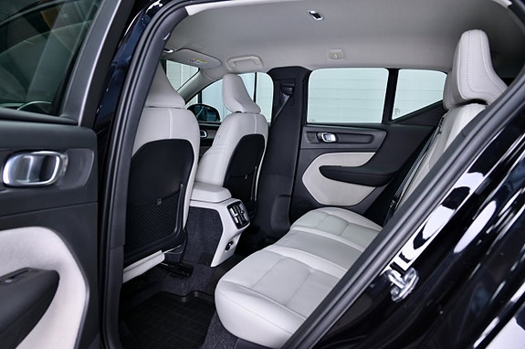 Volvo XC40 11 of 29