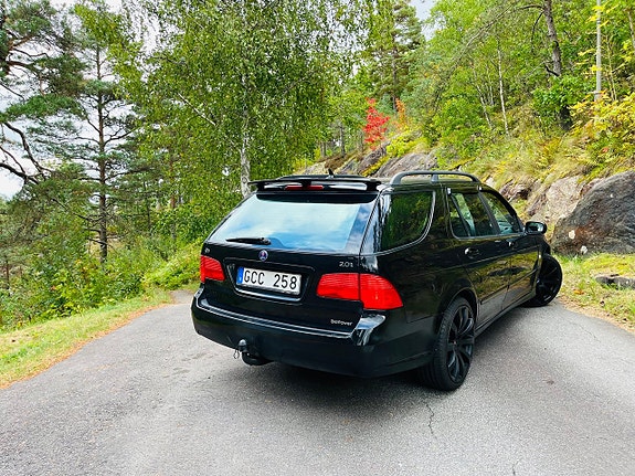 Saab 9-5 4 of 7