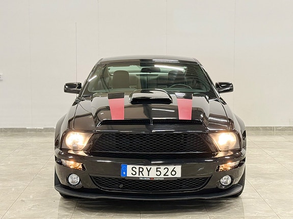 Ford Mustang 6 of 21