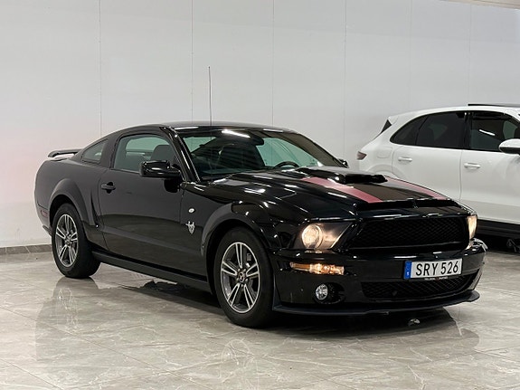 Ford Mustang 2 of 21