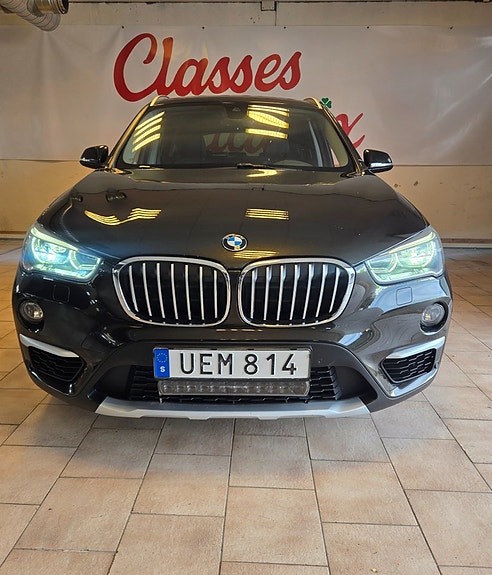 BMW X1 2 of 16