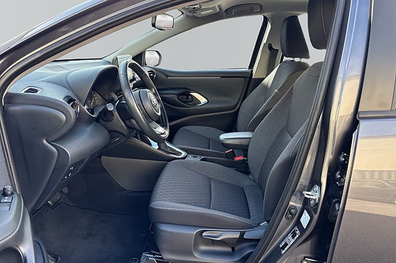 Toyota Yaris 13 of 20