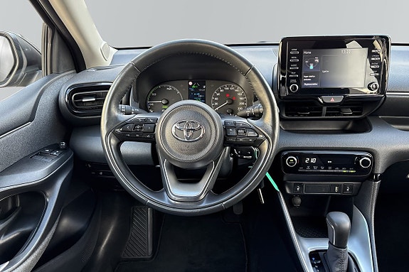 Toyota Yaris 10 of 20