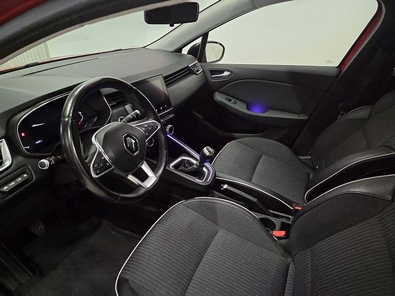 Renault Clio 10 of 10