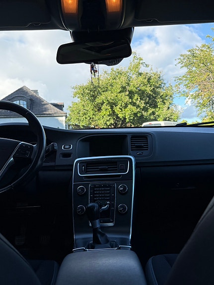 Volvo V60 12 of 20