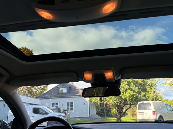 Volvo V60 10 of 20