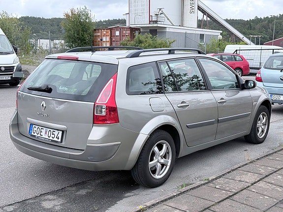 Renault Megane 5 of 6