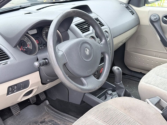Renault Megane 4 of 6
