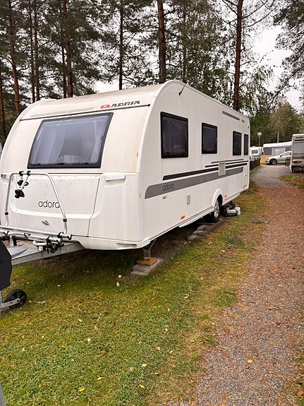 Adria Adora 643 UT 7 of 17