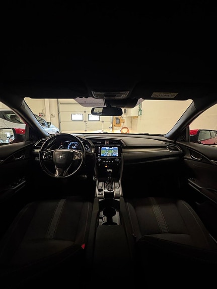 Honda Civic 9 of 19
