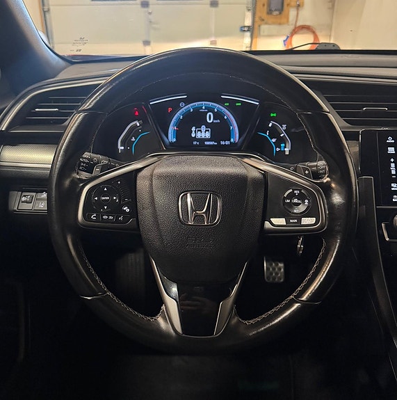 Honda Civic 12 of 19