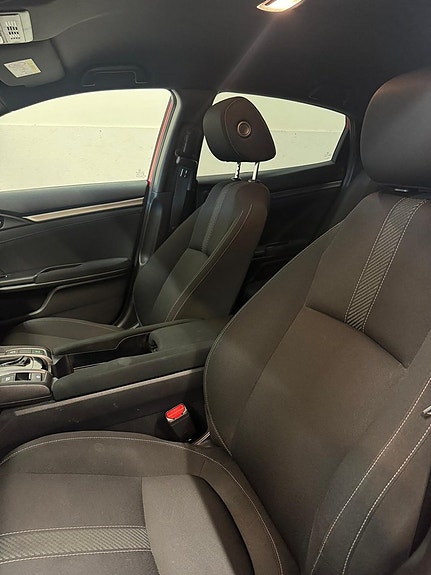 Honda Civic 15 of 19