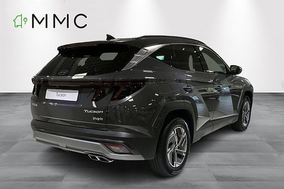 Hyundai Tucson 2 of 10