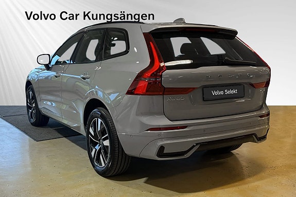 Volvo XC60 4 of 26