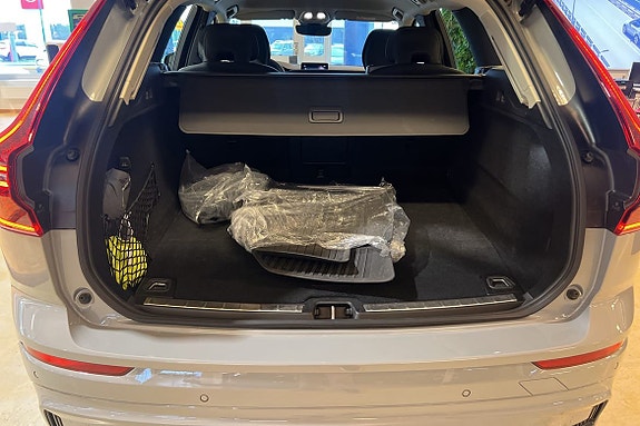 Volvo XC60 14 of 26