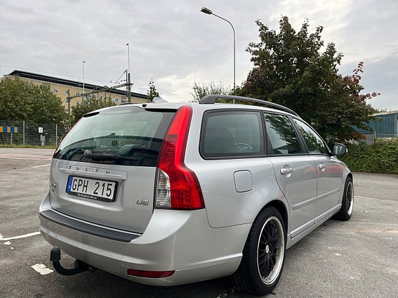 Volvo V50 5 of 11