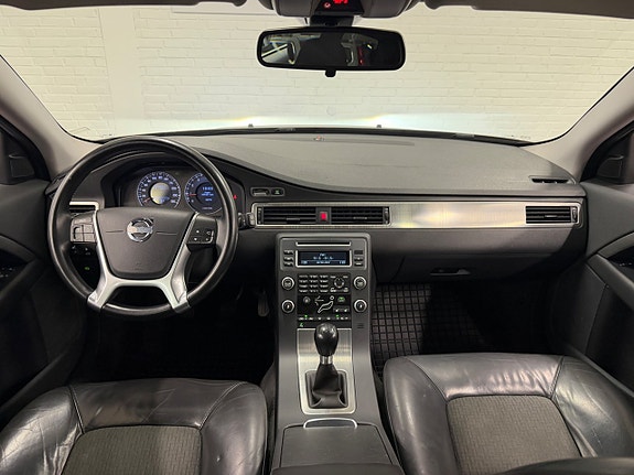 Volvo V70 9 of 13