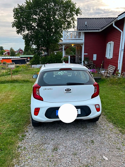 Kia Picanto 4 of 9