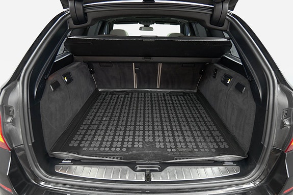 BMW 530d 25 of 27