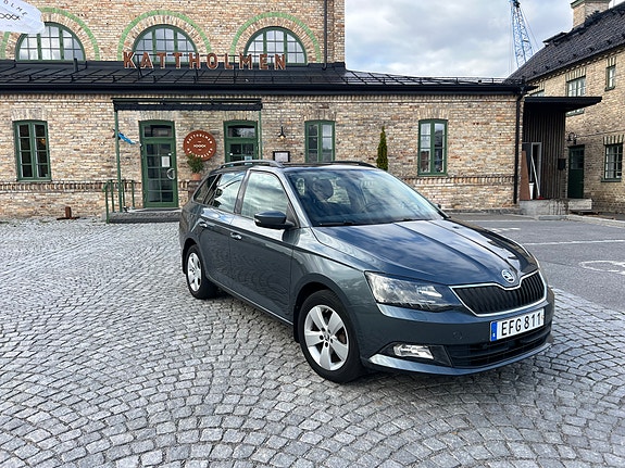 Skoda Fabia 2 of 15