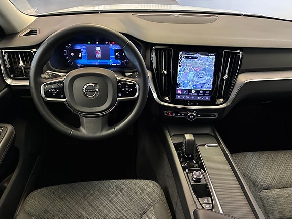 Volvo V60 Cross Country 15 of 19