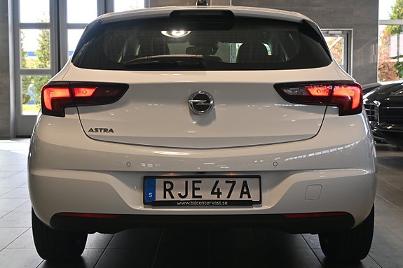 Opel Astra 4 of 28