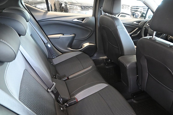 Opel Astra 13 of 28
