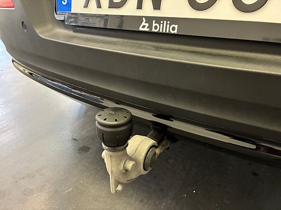 Volvo EX40 10 of 24