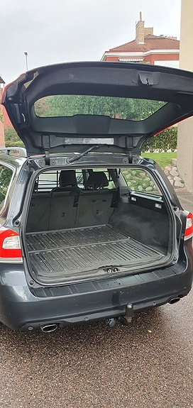 Volvo V70 8 of 8