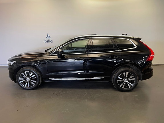 Volvo XC60 2 of 10