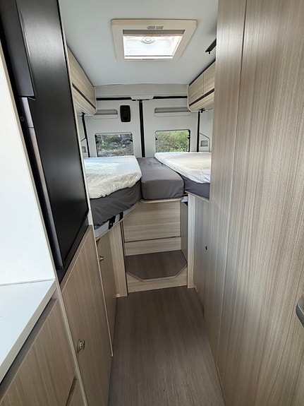 Adria Twin 640 SL 10 of 13