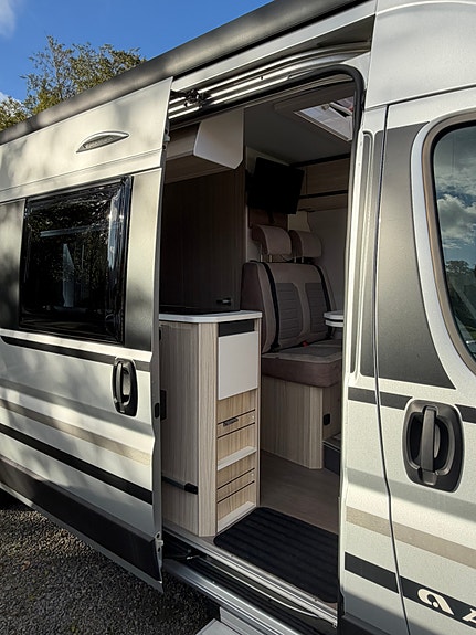 Adria Twin 640 SL 5 of 13