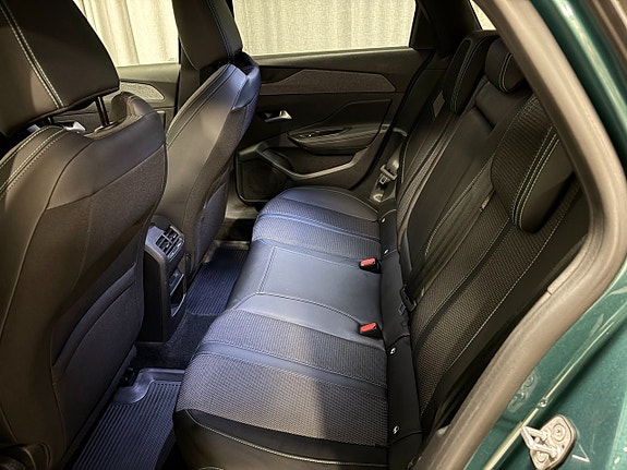 Peugeot 308 SW 6 of 13