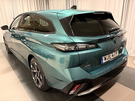 Peugeot 308 SW 3 of 13
