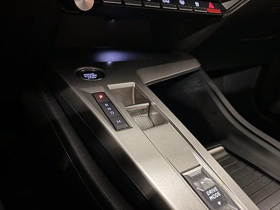 Peugeot 308 SW 10 of 13