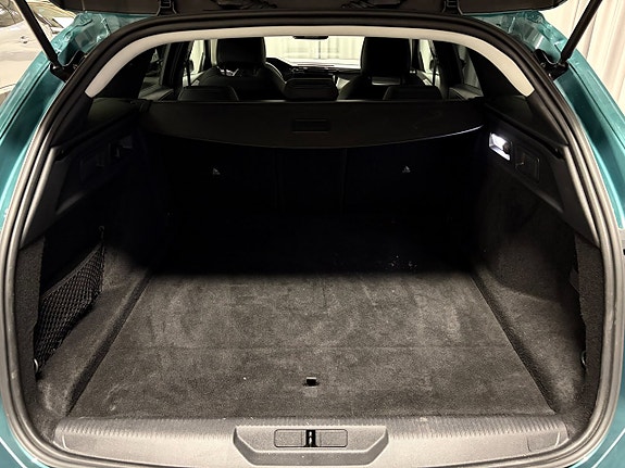 Peugeot 308 SW 5 of 13