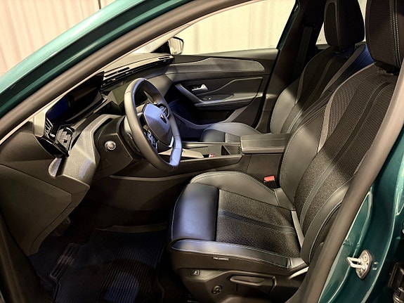 Peugeot 308 SW 7 of 13