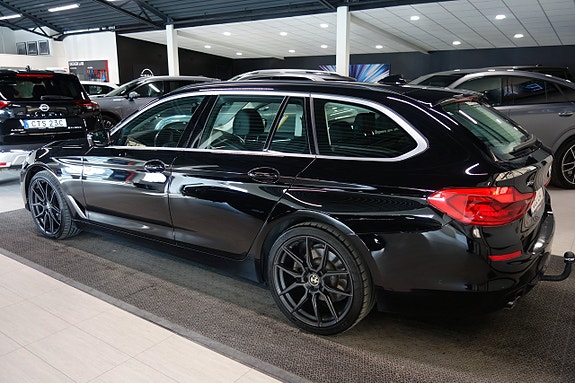 BMW 520d 3 of 6