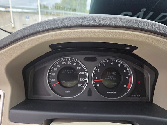 Volvo V70 15 of 16