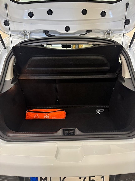 Renault Clio 13 of 13