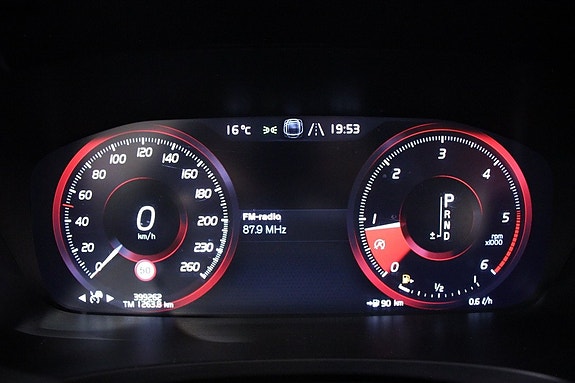 Volvo V90 26 of 30