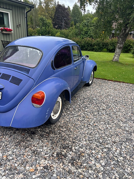 Volkswagen 1302 2 of 8