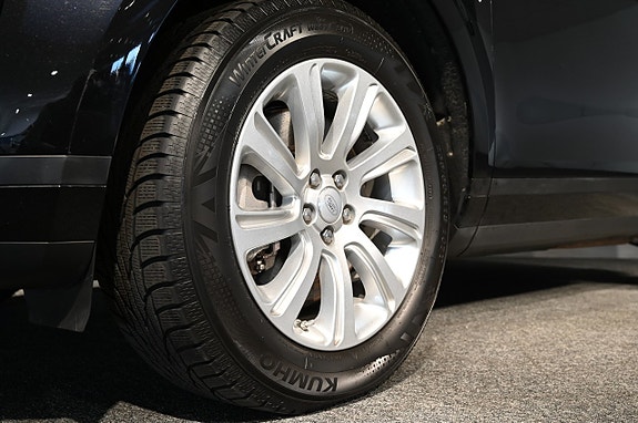 Land Rover Range Rover Evoque 10 of 27