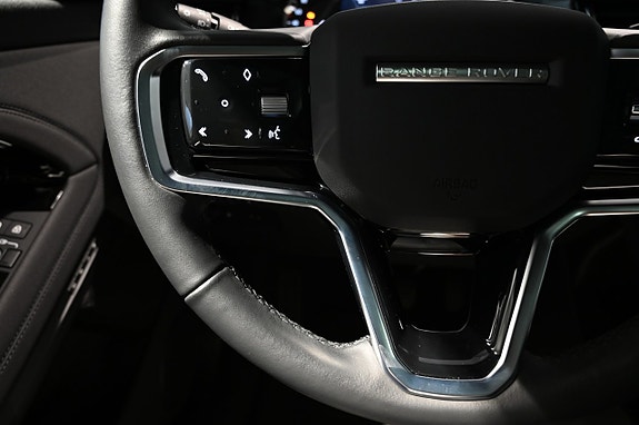 Land Rover Range Rover Evoque 16 of 27