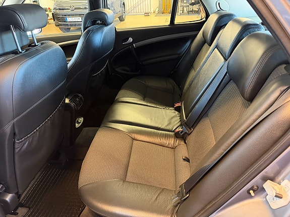 Saab 9-5 17 of 18