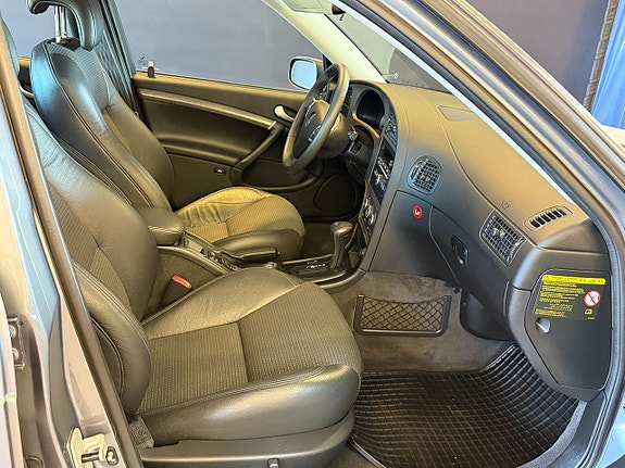 Saab 9-5 12 of 18