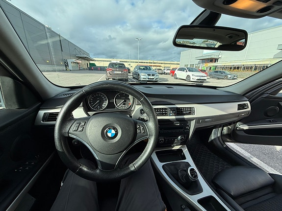 BMW 320d 5 of 7